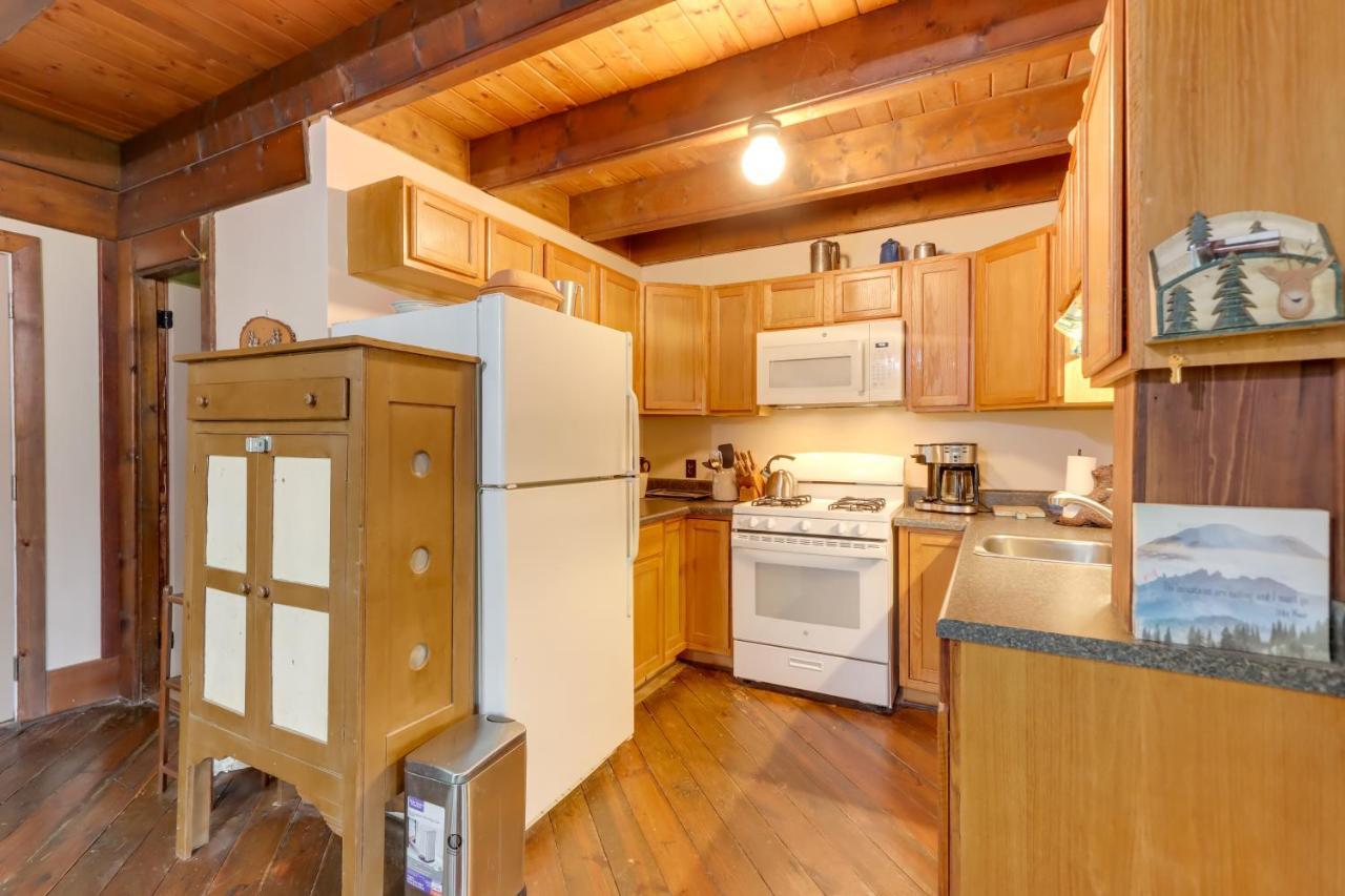 Mountaintop Ellijay Cabin With Private Hot Tub ภายนอก รูปภาพ